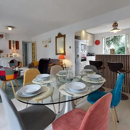 Dom wakacyjny Belle Vue *